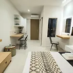 St.thomas Luxury Apartment *