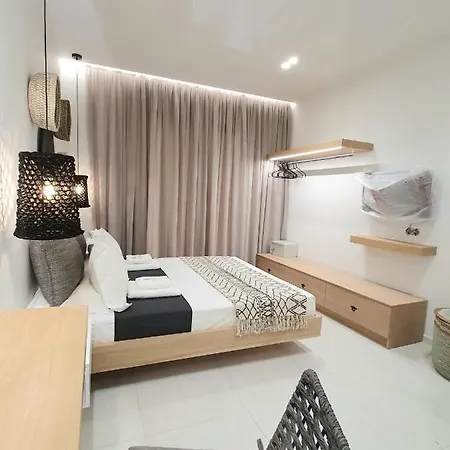 St.thomas Luxury Appartement Pefki